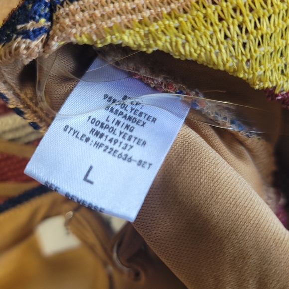 HYFVE Striped Summer 2pc Set, Size L - Picture 9 of 10